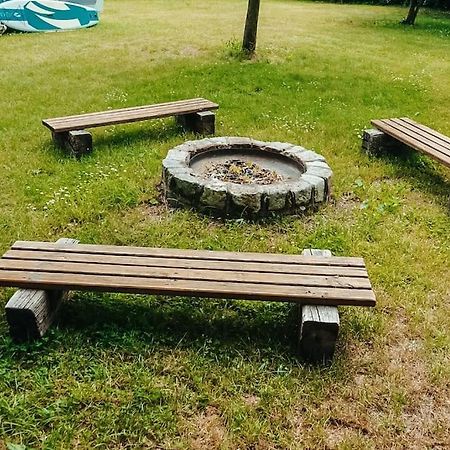 Ferienzimmer Direkt Am See Priepert Bagian luar foto