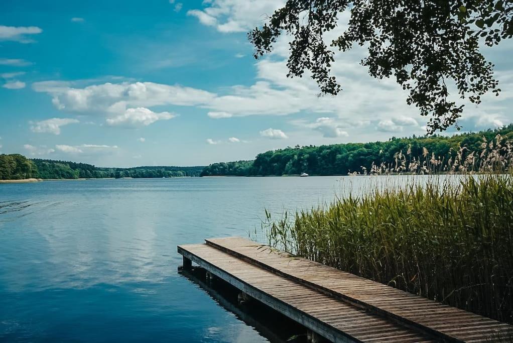 Ferienzimmer Direkt Am See Priepert Bagian luar foto